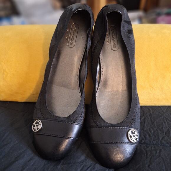 Coach Shoes - Coach Chelsea Monogram Ballet Flats 6.5 Leather Textile Classic Preppy Office